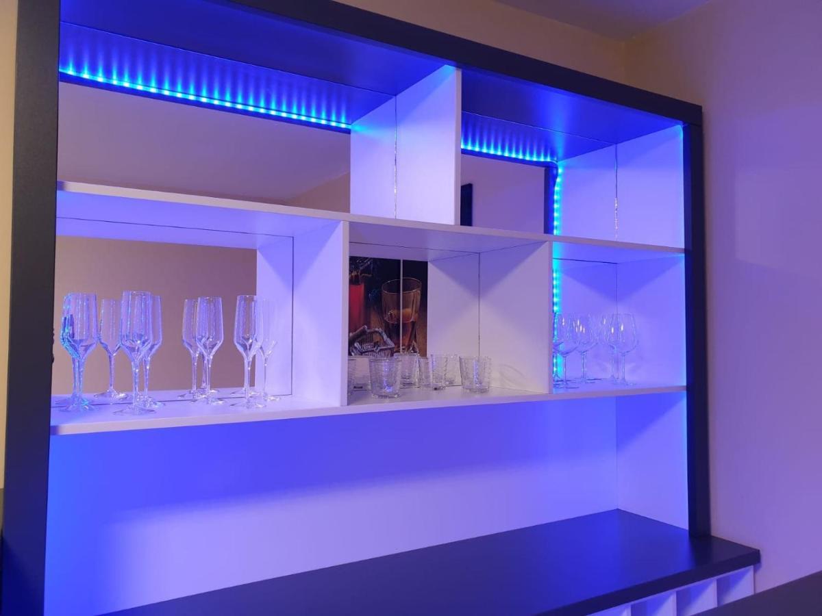 Luxurious Landing Apartment Брашов Экстерьер фото