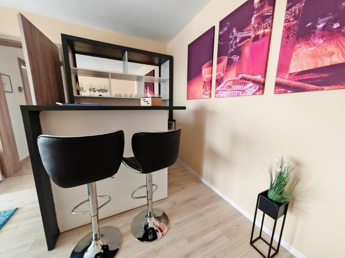 Luxurious Landing Apartment Брашов Экстерьер фото